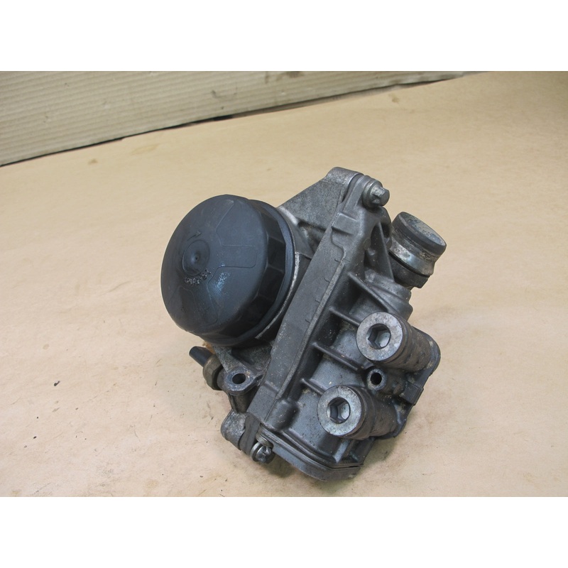 12-15 BMW F30 F31 F32 3.0L N55 ENGINE MOTOR OIL FILTER HOUSING THERMOSTAT ASSY