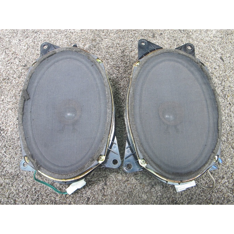 1992-1996 Lexus ES300 Rear Pioneer Speakers Speaker Set of 2 OEM 86160-33140
