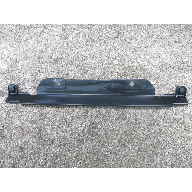 1992-1996 Lexus ES300 Rear Trunk Lid Panel Moulding OEM 75831-33020