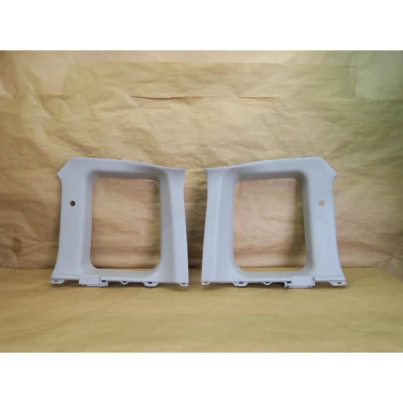 2004-2006 Scion xB Quarter Glass Window Trim Left Right OEM