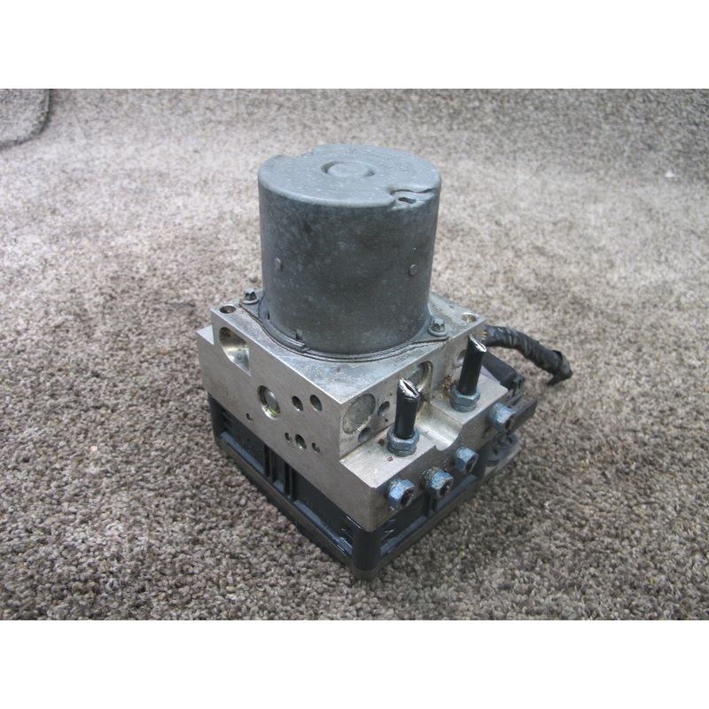 2010-2011 BMW E72 X6 HYBRID ANTI LOCK BRAKE ABS PUMP MODULE 6796885