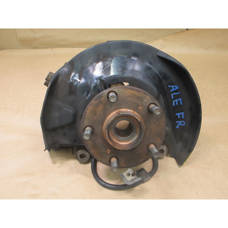 92-96 LEXUS ES300 FRONT RIGHT PASSENGER SIDE SPINDLE KNUCKLE WHEEL HUB OEM