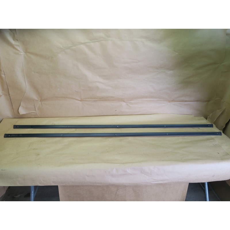 92-96 LEXUS ES300 LEFT & RIGHT SIDE ROCKER PANEL MOLDING TRIM COVER SET