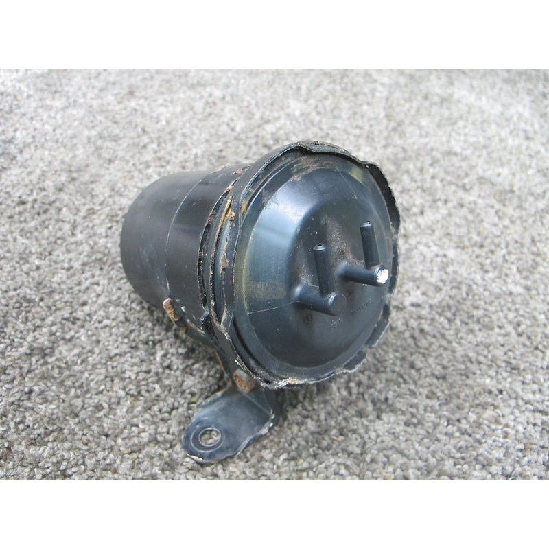 92-96 LEXUS ES300 VACUUM SURGE CANISTER TANK W/ BRACKET 25729-62010 OEM