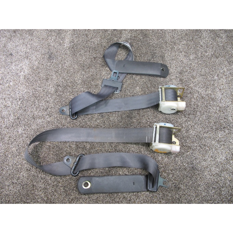 2000-2002 Chevrolet Camaro Z28 Front Driver and Passenger Seat Belts Set OEM