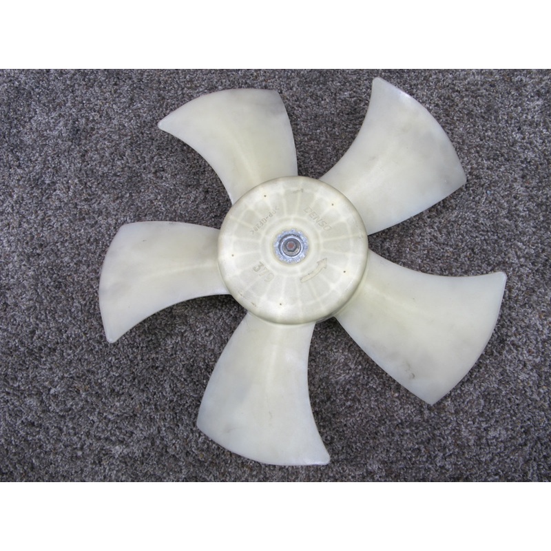 2004-2006 Scion xB Radiator Fan Motor OEM