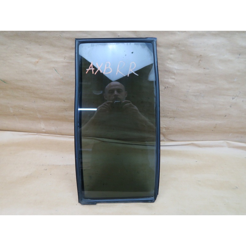 2004-2006 Scion xB Rear Right Door Quarter Glass OEM