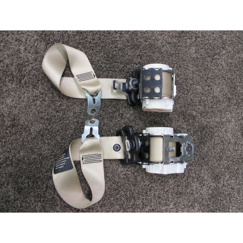 2006-2010 BMW 650i M6 E63 E64 Rear Driver and Passenger Seat Belt OEM