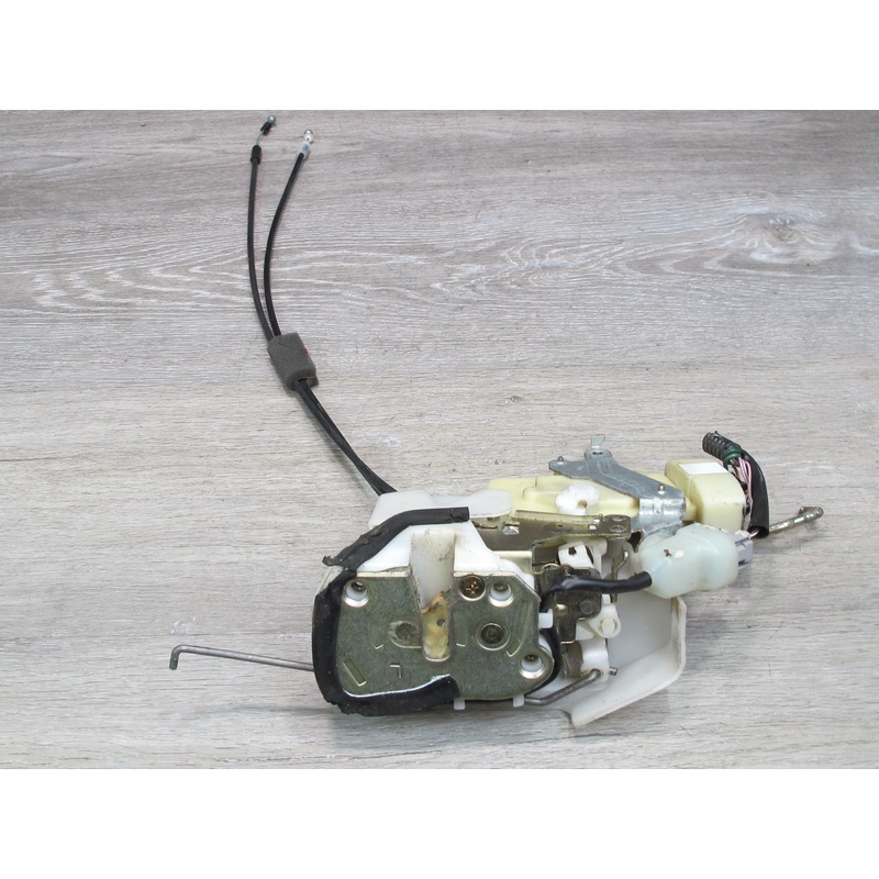 01-05 Lexus GS430 GS300 JZS160L Front Left Driver Door Lock Latch Actuator OEM