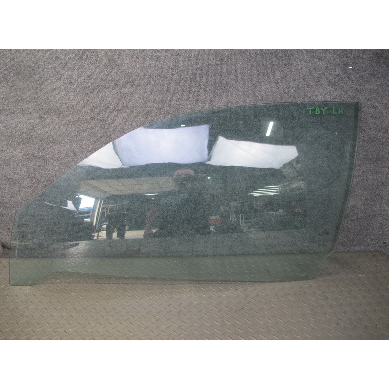 2001-2006 BMW E46 Coupe Left Door Glass Window