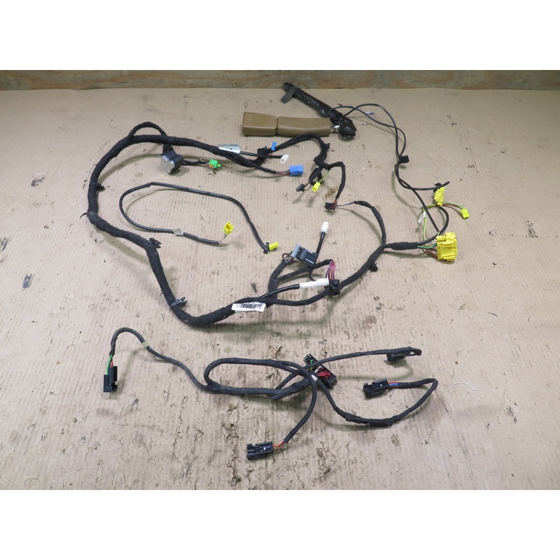 2007-2013 Mercedes-Benz S-Class W221 Front Right Seat Belt Buckle & Seat Wiring Harness OEM