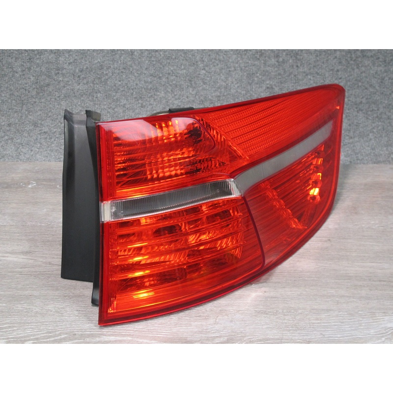 2008-2012 BMW E71 E72 X6 Rear Right Outer Tail Light Lamp 7179986