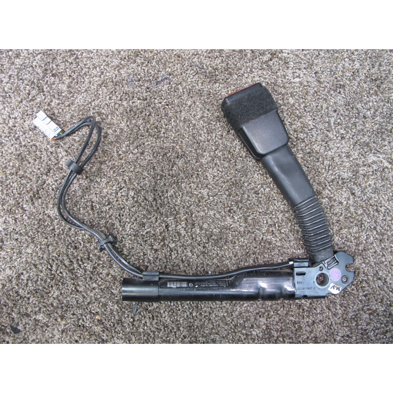 08-13 BMW E90 E91 E92 FRONT RIGHT PASSENGER SIDE SEATBELT RETRACTOR OEM