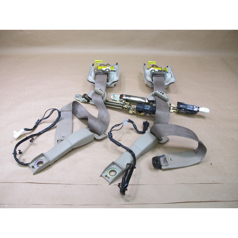 1995-1997 Lexus LS400 Front Left & Right Seat Belt Retractors OEM
