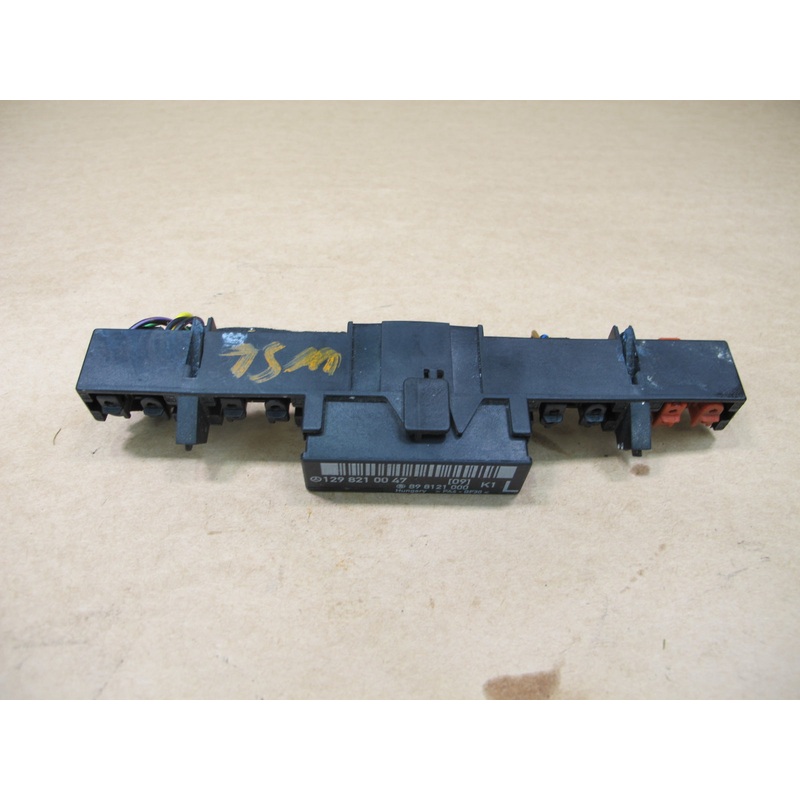 94-02 MERCEDES R129 FRONT LEFT SEAT BACKREST LOCK RELAY MODULE OEM