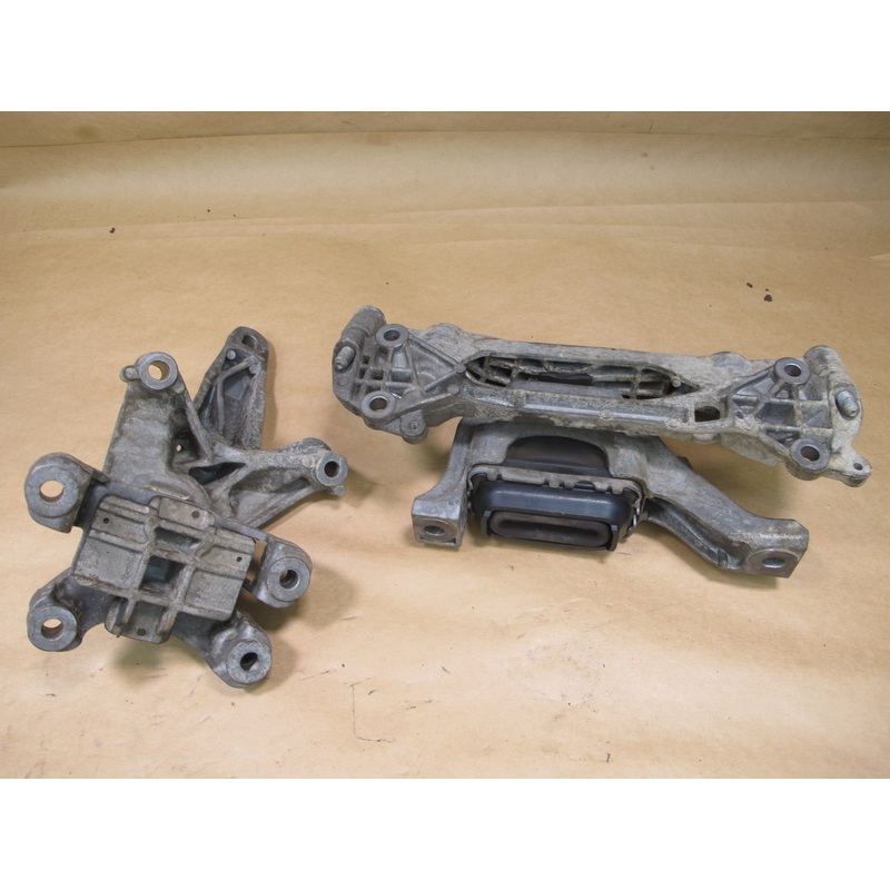 11-16 MINI R56 R57 R61 R60 RIGHT ENGINE & MANUAL TRANSMISSION  MOUNT SET OEM