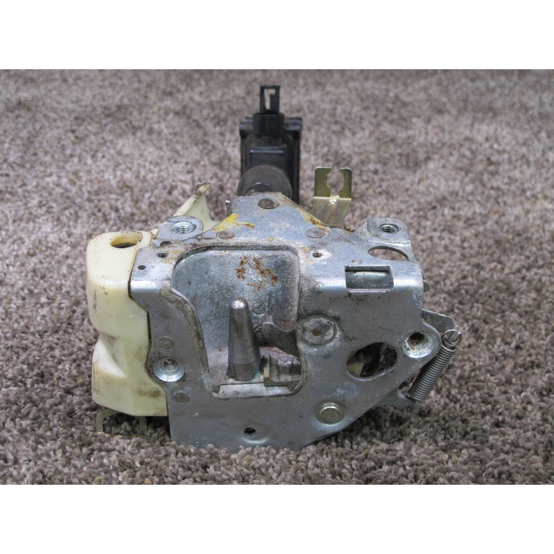 84-91 MERCEDES W126 C126 COUPE LEFT DOOR LOCK LATCH ACTUATOR OEM