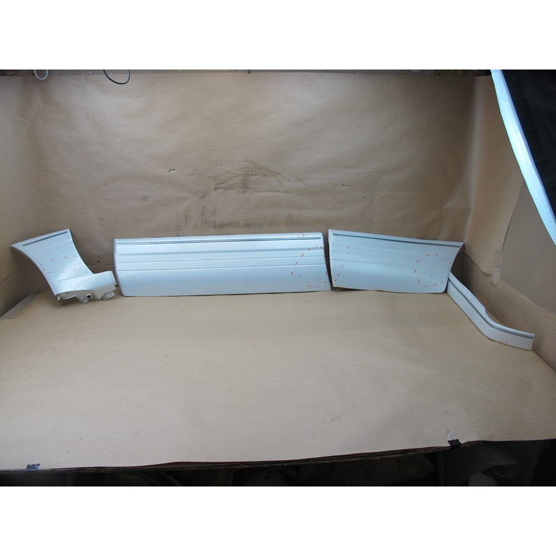 1998-2002 LEXUS J100 LX470 LEFT DOOR FENDER QUARTER TRIM MOLDING PANEL SET OF 4