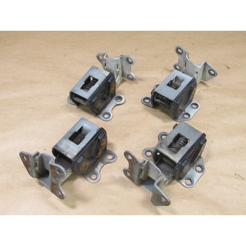 87-89 MITSUBISHI STARION CONQUEST LEFT & RIGHT DOOR UPPER LOWER HINGE SET OEM