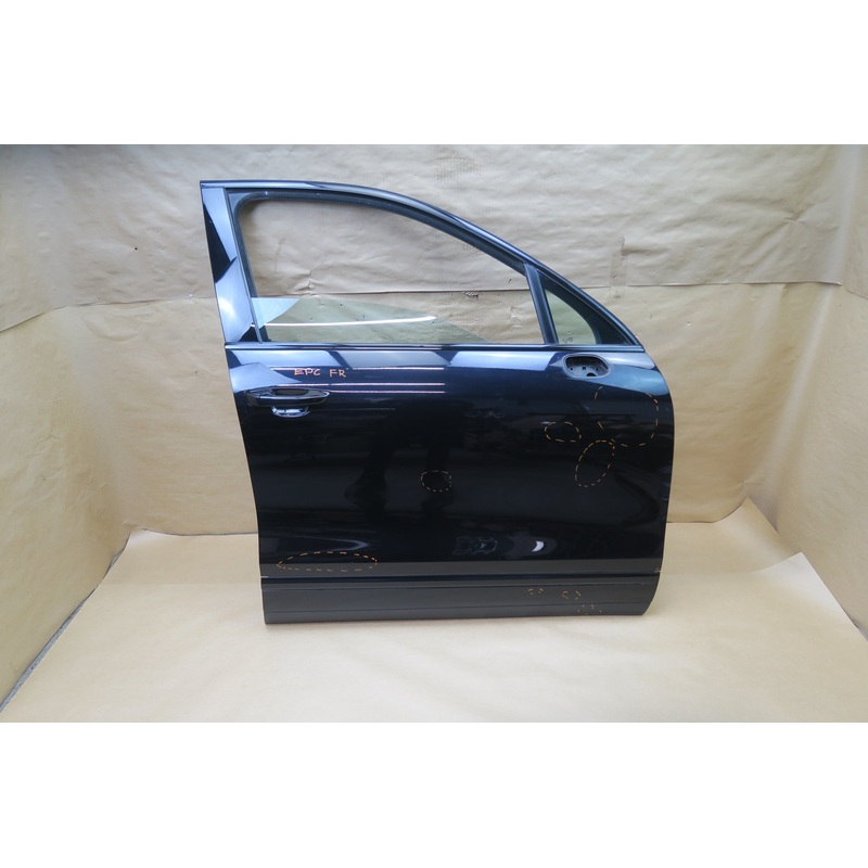 2011-2018 PORSCHE CAYENNE 958 FRONT RIGHT DOOR SHELL PANEL W GLASS