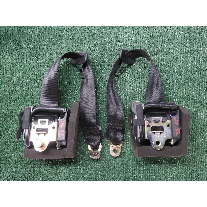 03-05 AUDI B6 A4 S4 REAR RIGHT & LEFT SIDE SEATBELT RETRACTOR SET OEM