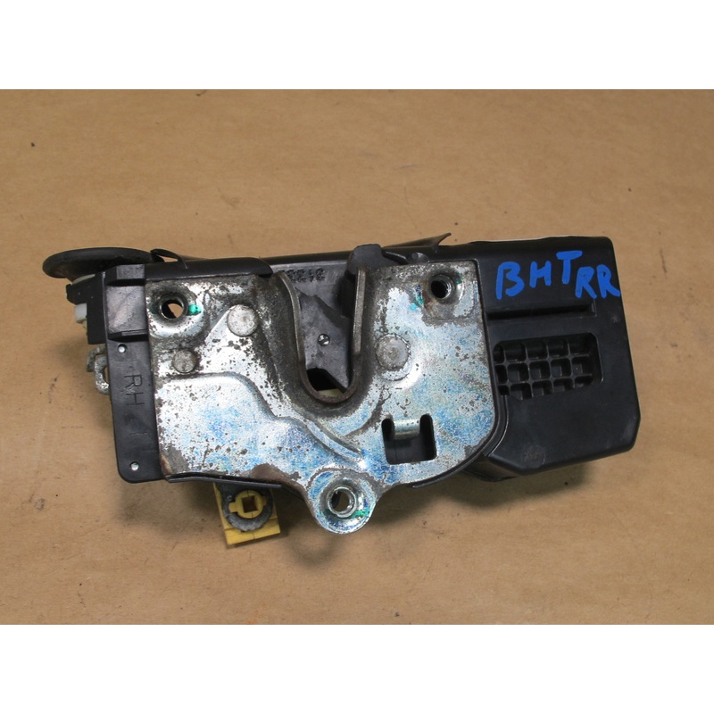 2003-2007 HUMMER H2 REAR RIGHT PASSENGER SIDE DOOR LOCK LATCH ACTUATOR