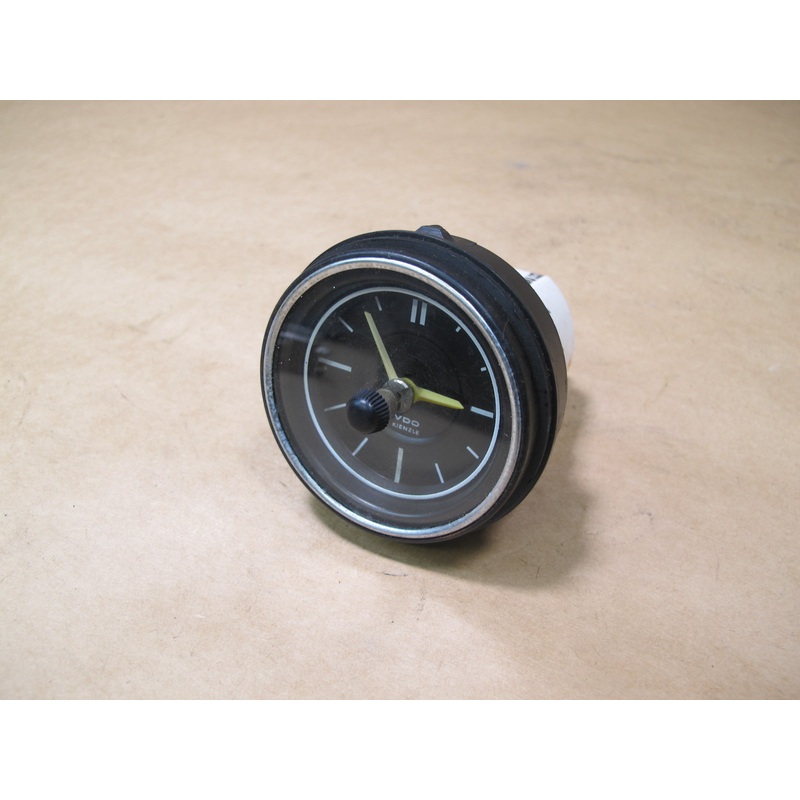 73-85 MERCEDES R107 VDO DASH CLOCK UNIT OEM