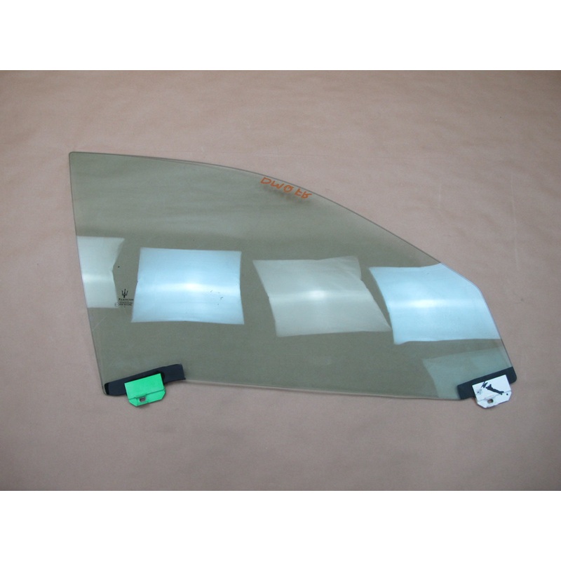 03-12 Maserati Quattroporte M139 Front Right Side Door Glass Window OEM