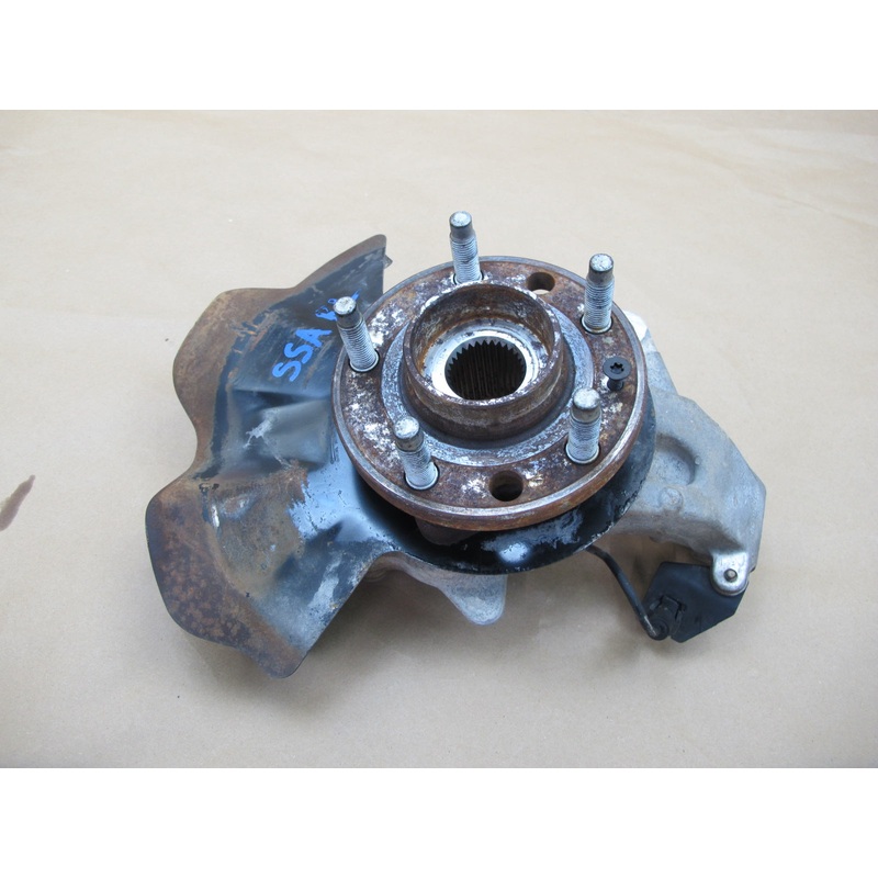 07-10 Saturn SKY Rear Left Spindle Knuckle Wheel Hub Bearing OEM