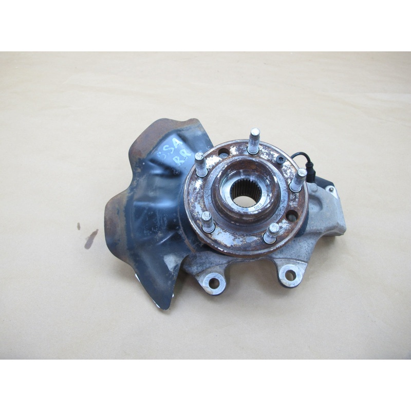 07-10 Saturn SKY Rear Right Spindle Knuckle Wheel Hub Bearing OEM