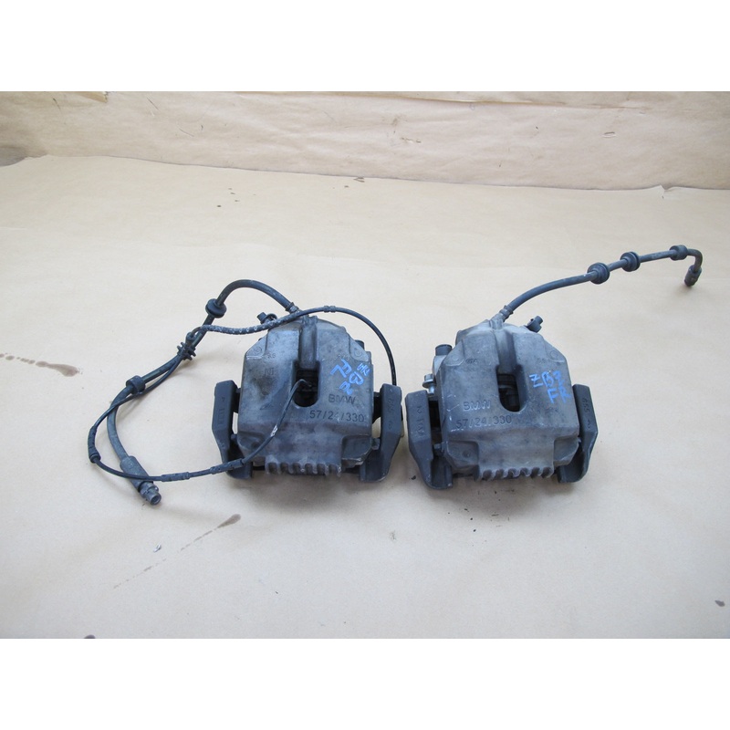 09-16 BMW E89 Z4 28i 30i 35i Set of 2 Front Left & Right Brake Caliper OEM