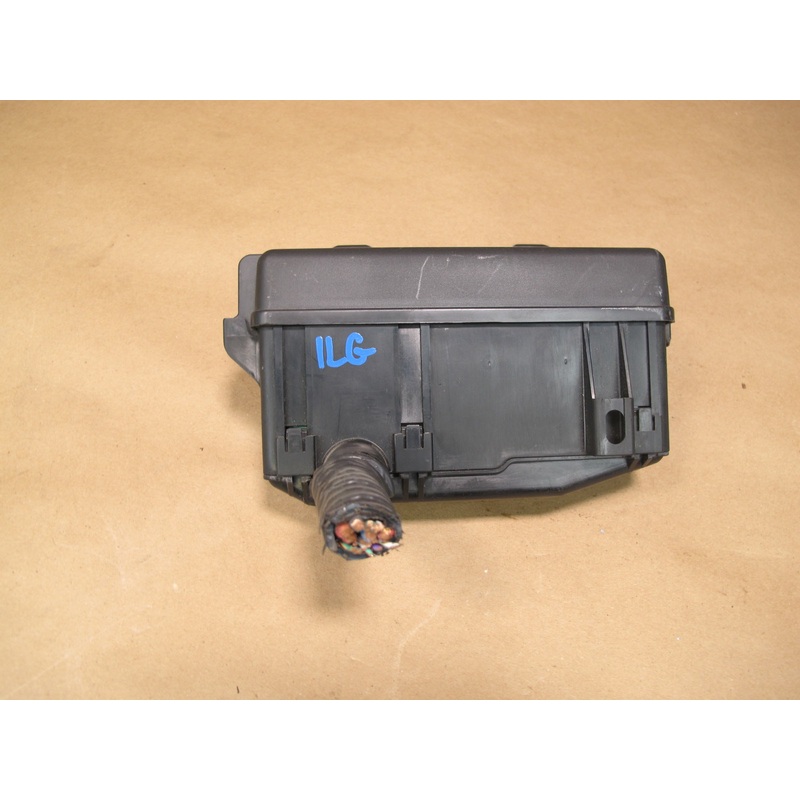98-00 Lexus GS400 GS300 Underhood Fuse Relay Box 3138XA1 OEM