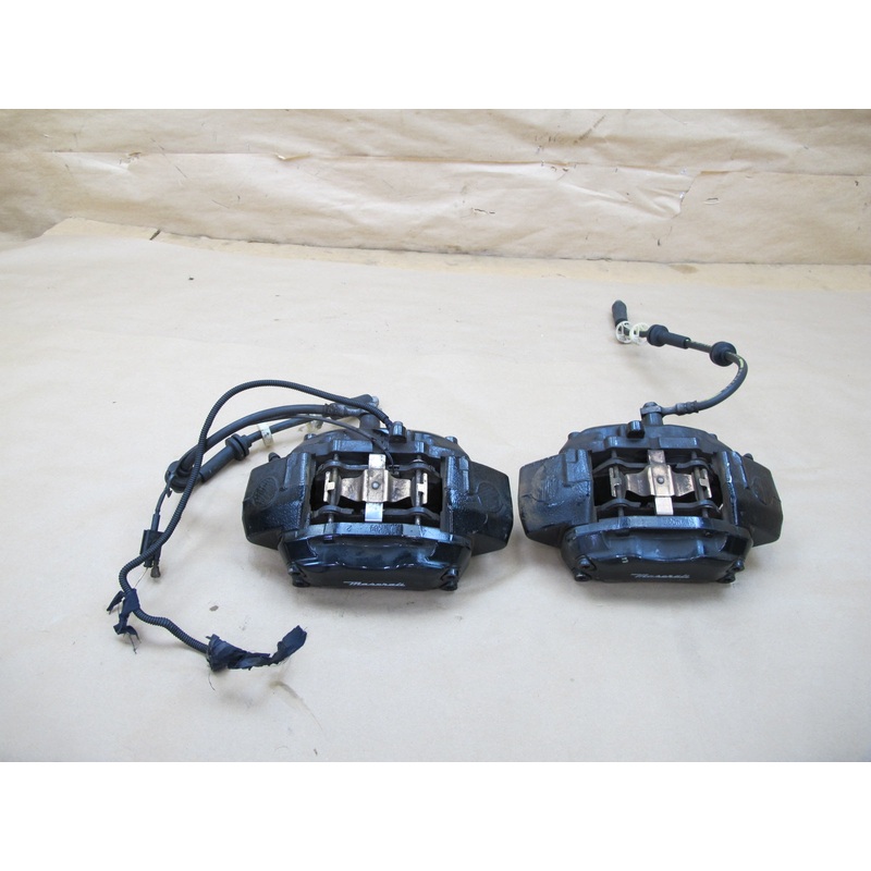 03-08 Maserati Quattroporte M139 Front Brembo Brake Caliper Set of 2 OEM