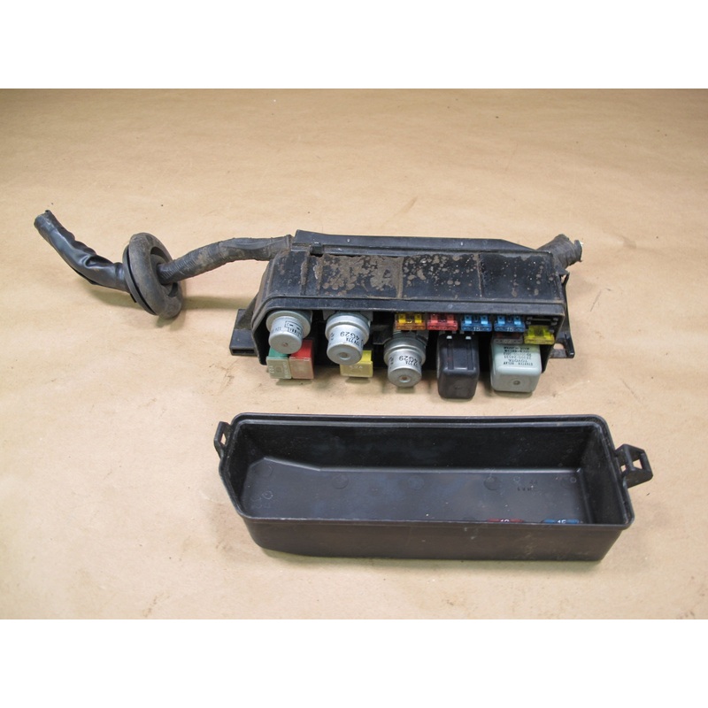 85-89 Toyota MR2 AW15 4AGELC Under Hood Realy Fuse Box OEM