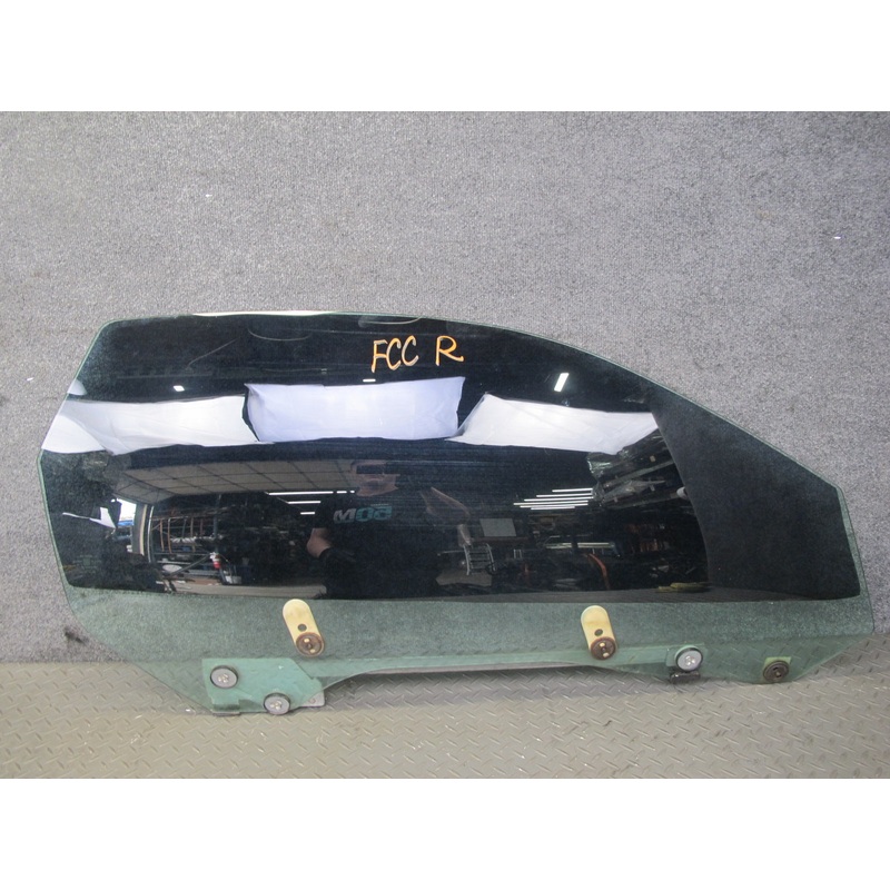 93-02 Chevrolet Camaro Coupe Front Right Passenger Door Glass Window Tinted OEM