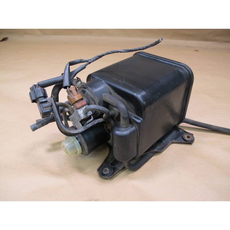 98-00 Lexus LS400 UCF20 Fuel Gas Vapor Charcoal Canister 77740-50070 OEM