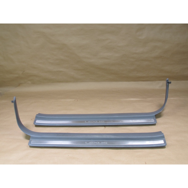 98-00 Lexus UCF20 LS400 Set of 2 Door Scuff Sill Plate Trim Panel Gray OEM