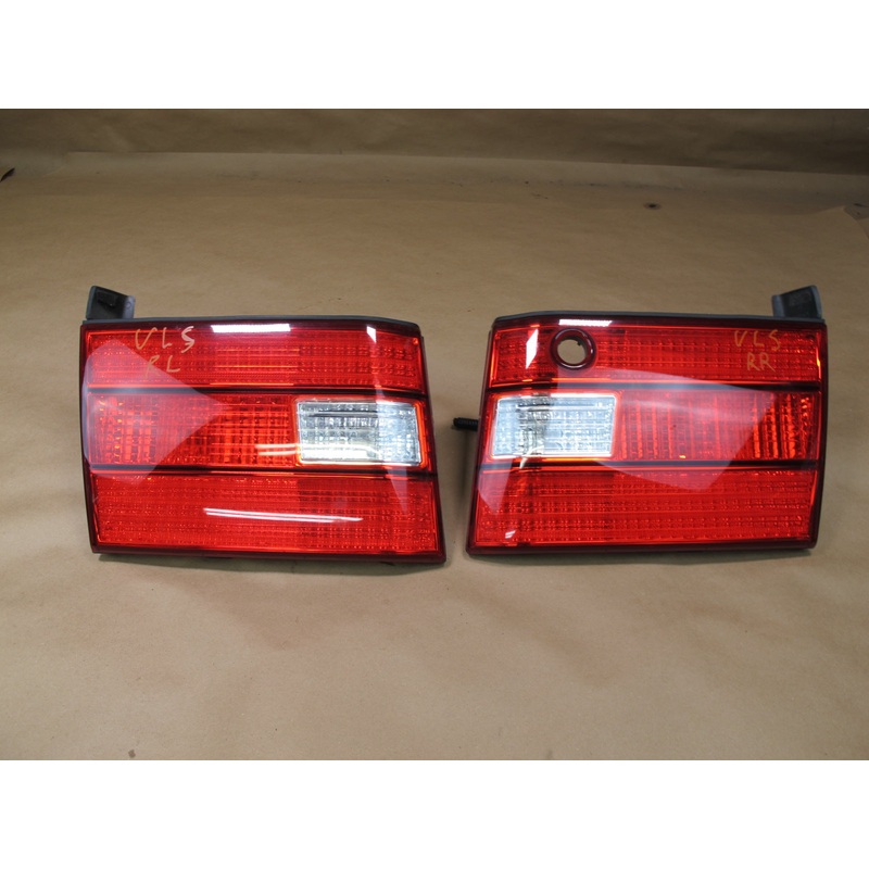 98-00 Lexus UCF20 LS400 Set of 2 Rear Left & Right Inner Tail Light Lamp OEM