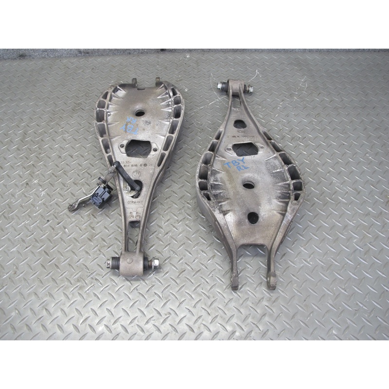 2001-2006 BMW E46 Set of 2 Rear Left & Right Suspension Upper Control Arm