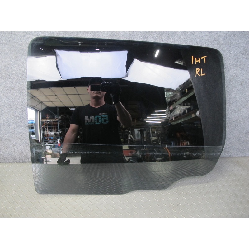 2003-2009 Hummer H2 Rear Left Driver Side Door Glass Window