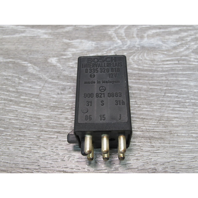 75-85 Mercedes W123 Intermittent Wiper Relay 0008210863 OEM
