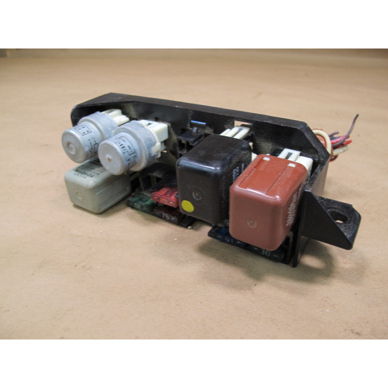 87-89 Toyota MR2 AW15 4AGELC Under Hood Relay Fuse Box OEM