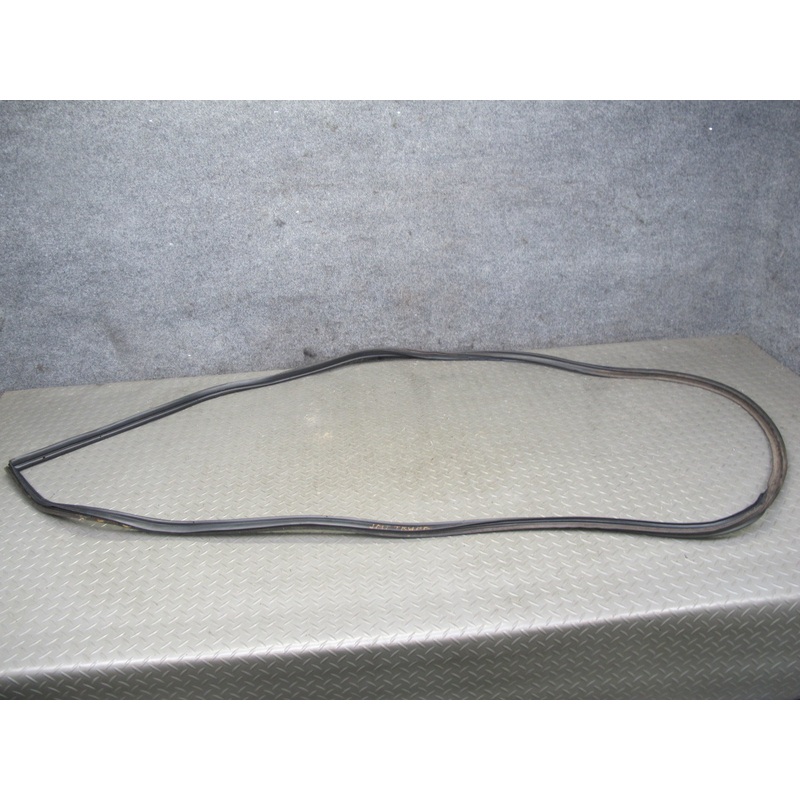 91-99 Dodge Stealth 3000GT Coupe Rear Trunk Hatch Lid Weatherstrip Seal OEM
