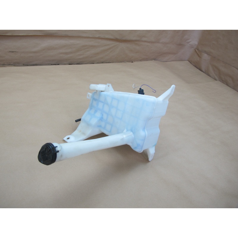 01-06 Lexus UCF30L LS430 Windshield Washer Fluid Reservoir Bottle w Motor OEM