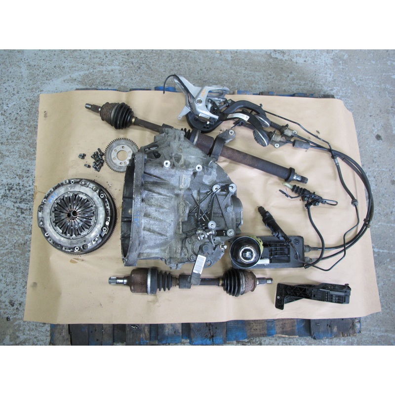 09-10 Mini S R55 R56 R57 GS6-53BG Manual Transmission Clutch Pedal Axle Set