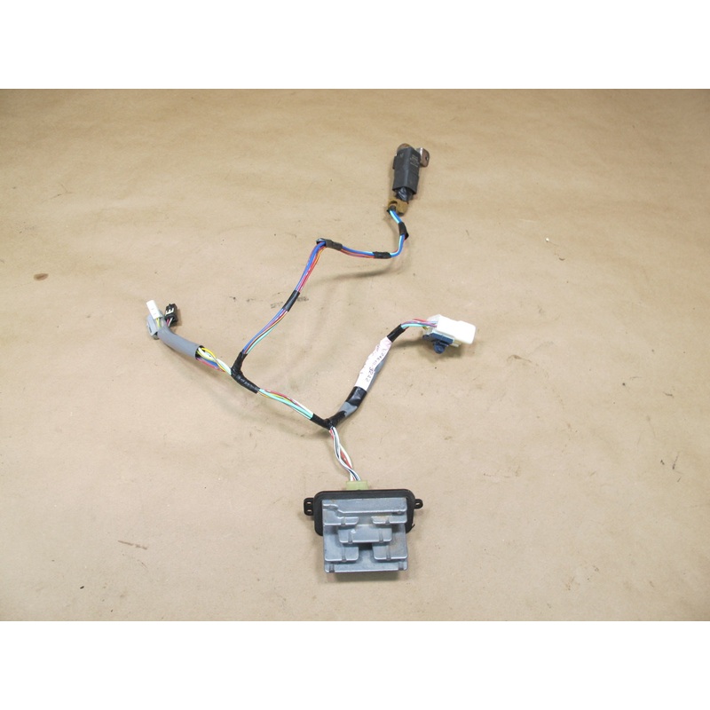 1998-2007 Lexus UZJ100L LX470 A/C Heater Relay Wire Wiring Harness Assy