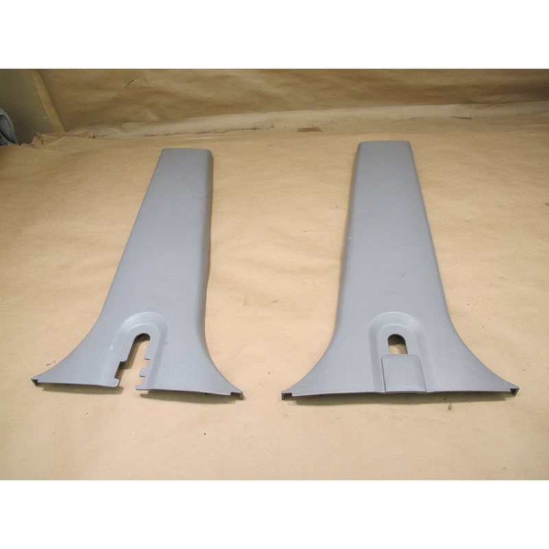 2003-2007 Lexus UZJ100L LX470 Center Lower B Pillar Trim Panel Set of 2