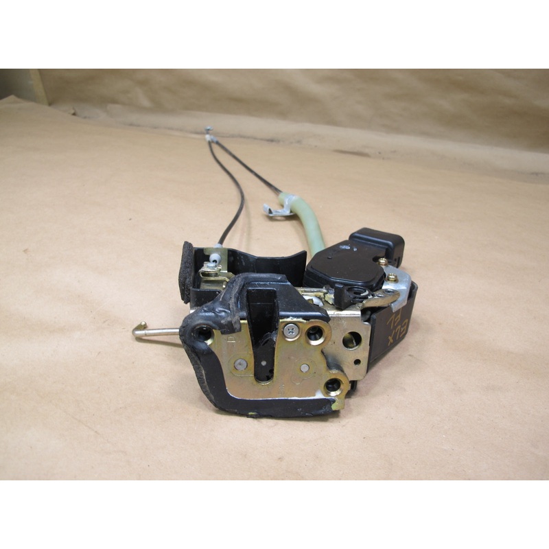 2003-2007 Lexus UZJ100L LX470 Front Left Door Lock Latch Actuator