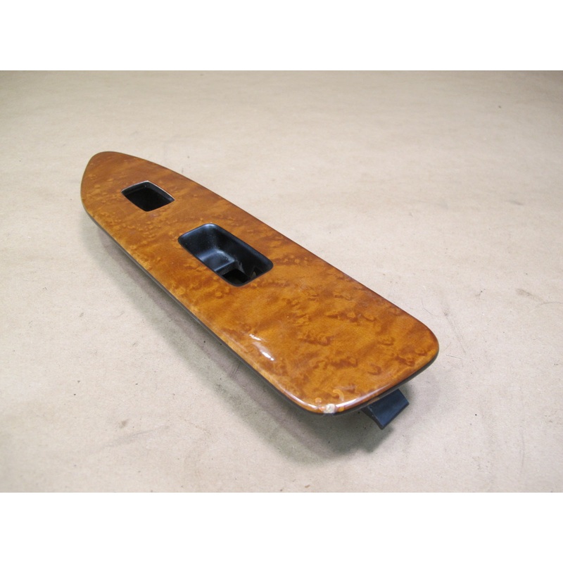2003-2007 Lexus UZJ100L LX470 Front Right Door Power Window Switch 74201-60311