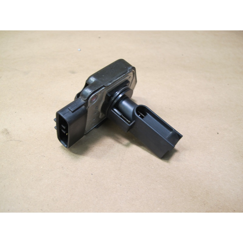 2003-2007 Lexus UZJ100L LX470 Mass Air Flow Meter MAF Sensor 22204-75020